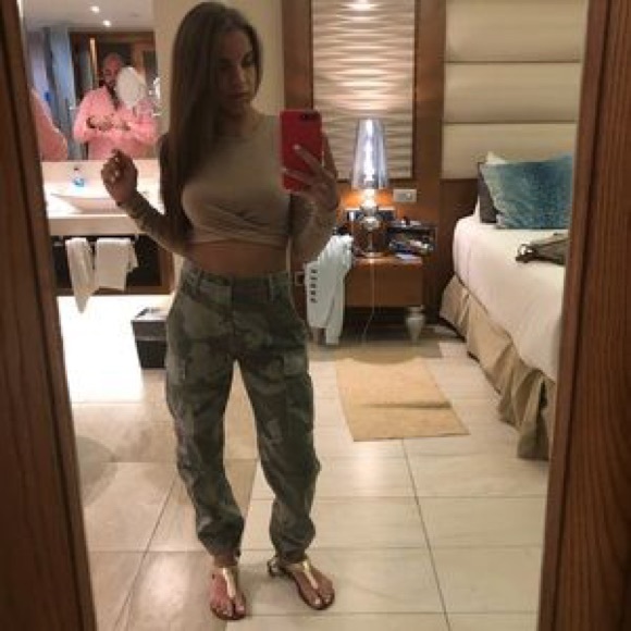 Grlfrnd cargo camo denim in maxwell size 28 - Picture 11 of 11